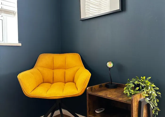 Executive Apartment, City Central