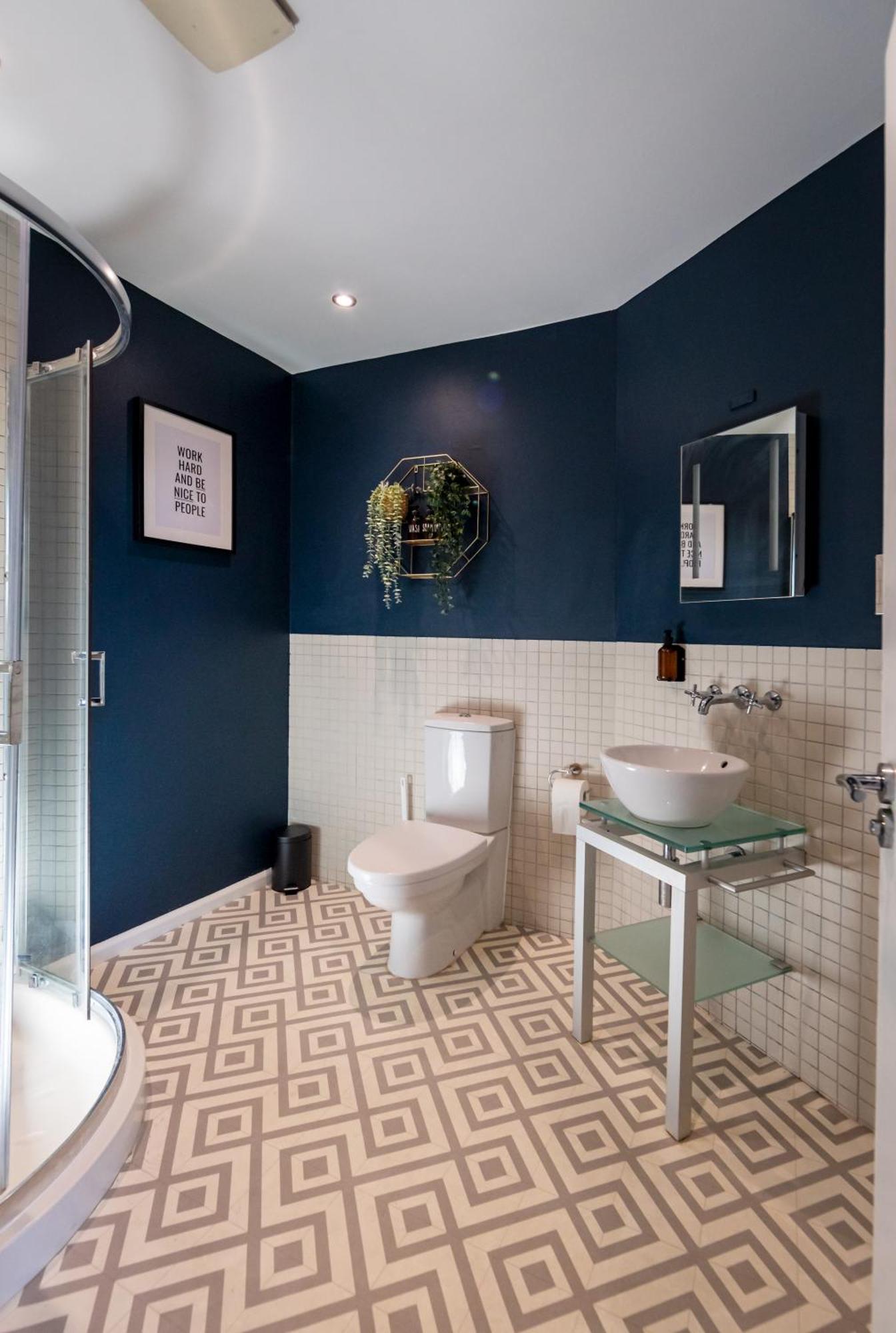 Executive Apartment, * Hove
